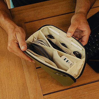 Tech Pouch Small Teknoloji Aksesuar Çantası - Kelp - 4