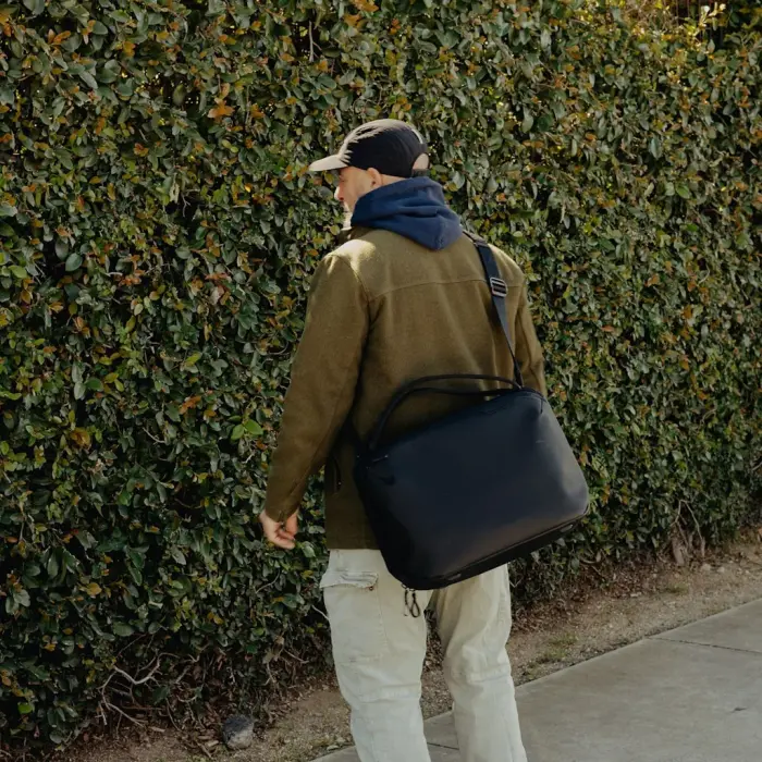 Travel Weekender 25L - Black - 6
